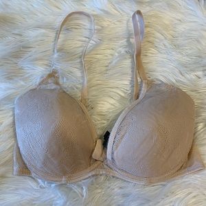Natori Feathers contour bra Size 34C